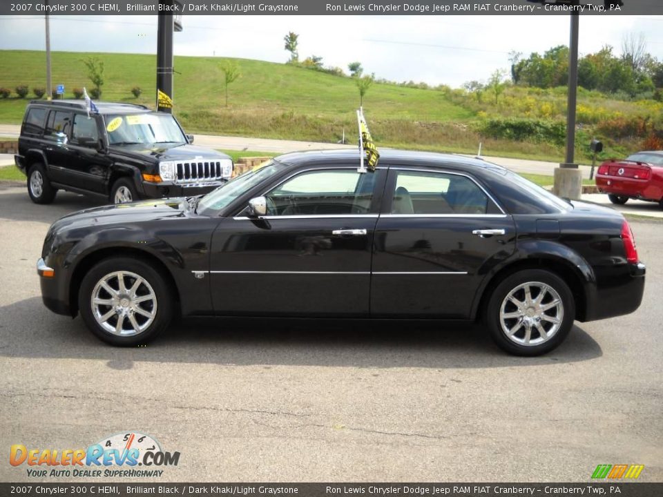 2007 Chrysler 300 C HEMI Brilliant Black / Dark Khaki/Light Graystone Photo #5