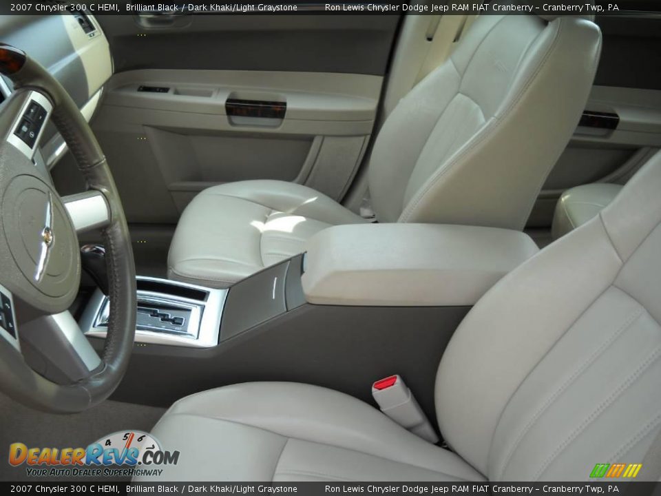 2007 Chrysler 300 C HEMI Brilliant Black / Dark Khaki/Light Graystone Photo #8