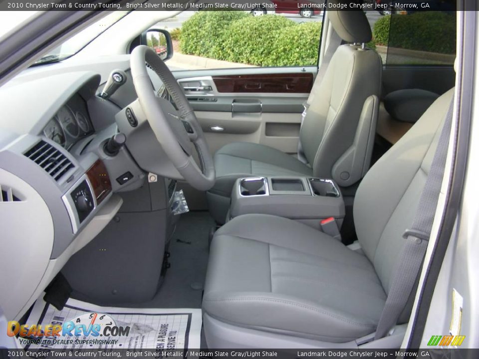 2010 Chrysler Town & Country Touring Bright Silver Metallic / Medium Slate Gray/Light Shale Photo #5