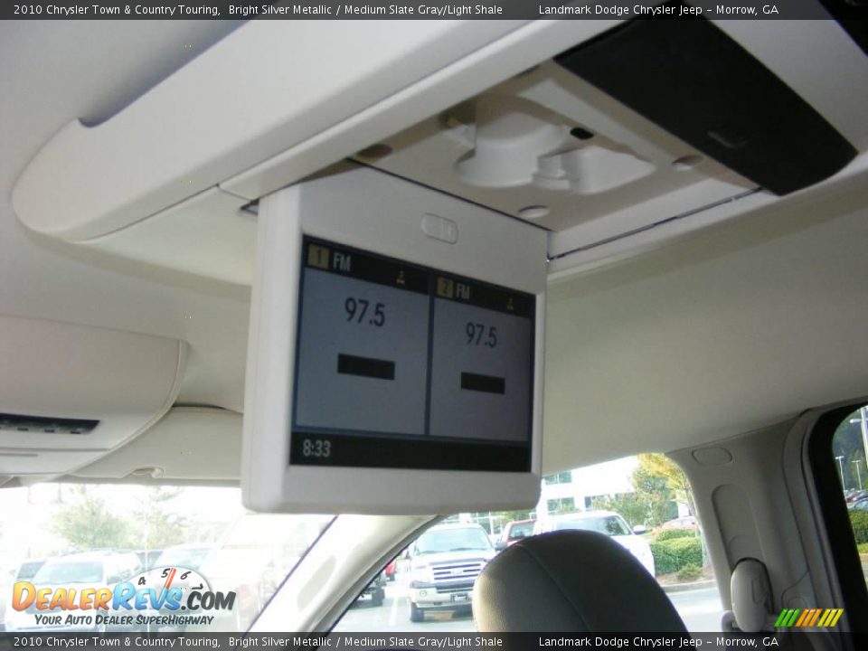 2010 Chrysler Town & Country Touring Bright Silver Metallic / Medium Slate Gray/Light Shale Photo #6