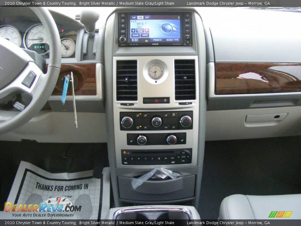 2010 Chrysler Town & Country Touring Bright Silver Metallic / Medium Slate Gray/Light Shale Photo #9