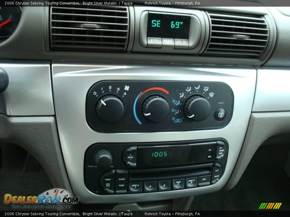 2006 Chrysler Sebring Touring Convertible Bright Silver Metallic / Taupe Photo #17