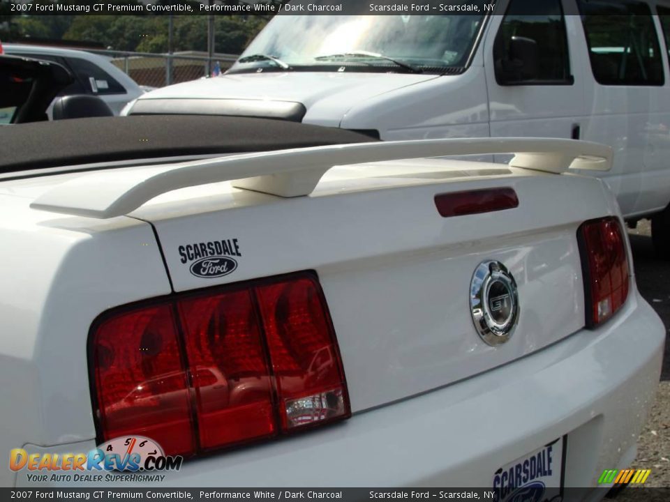 2007 Ford Mustang GT Premium Convertible Performance White / Dark Charcoal Photo #24