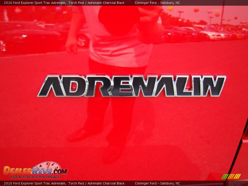 2010 Ford Explorer Sport Trac Adrenalin Torch Red / Adrenalin Charcoal Black Photo #18