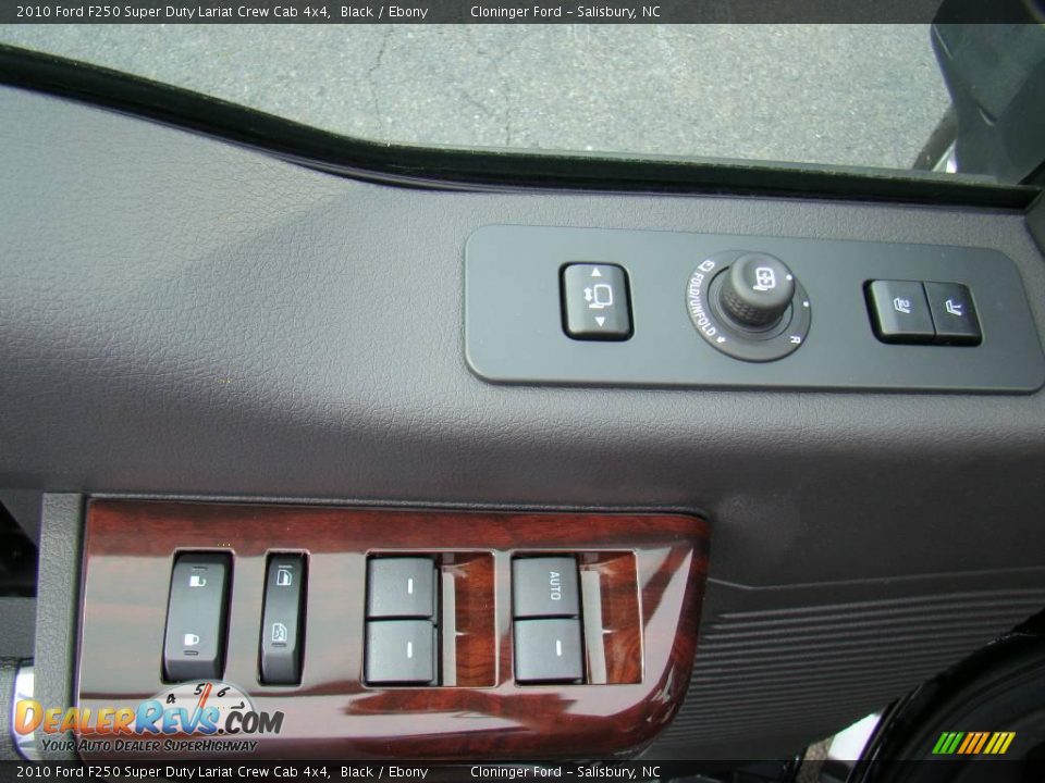 2010 Ford F250 Super Duty Lariat Crew Cab 4x4 Black / Ebony Photo #18