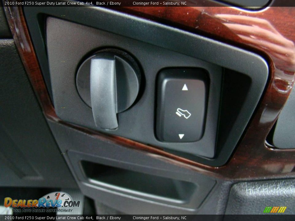 2010 Ford F250 Super Duty Lariat Crew Cab 4x4 Black / Ebony Photo #26