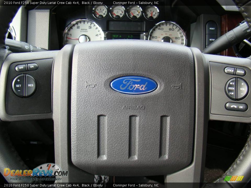 2010 Ford F250 Super Duty Lariat Crew Cab 4x4 Black / Ebony Photo #32
