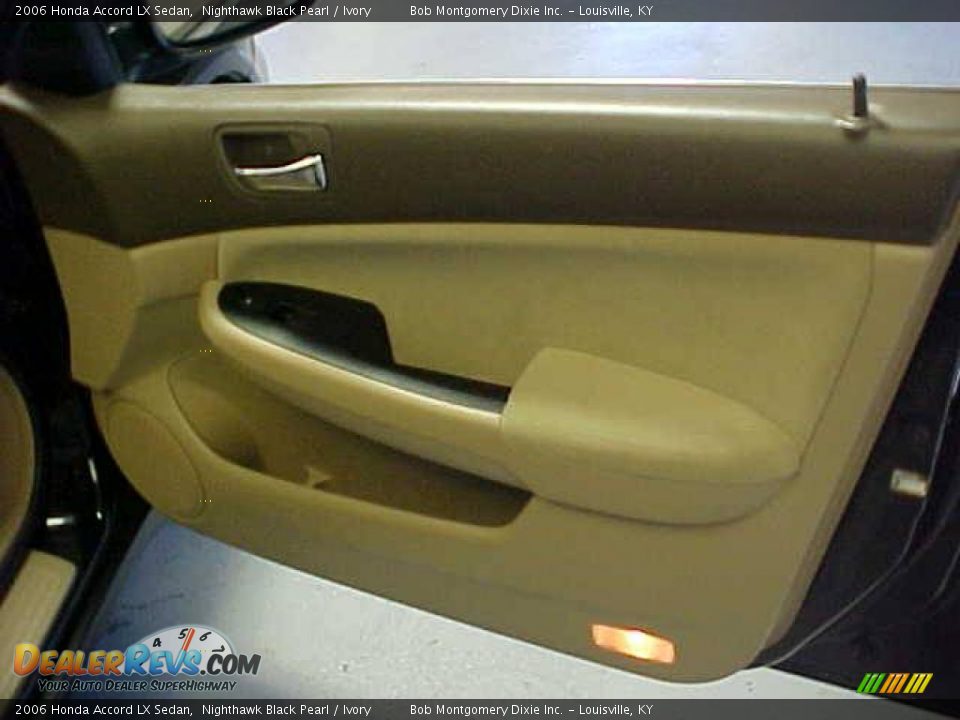 2006 Honda Accord LX Sedan Nighthawk Black Pearl / Ivory Photo #6