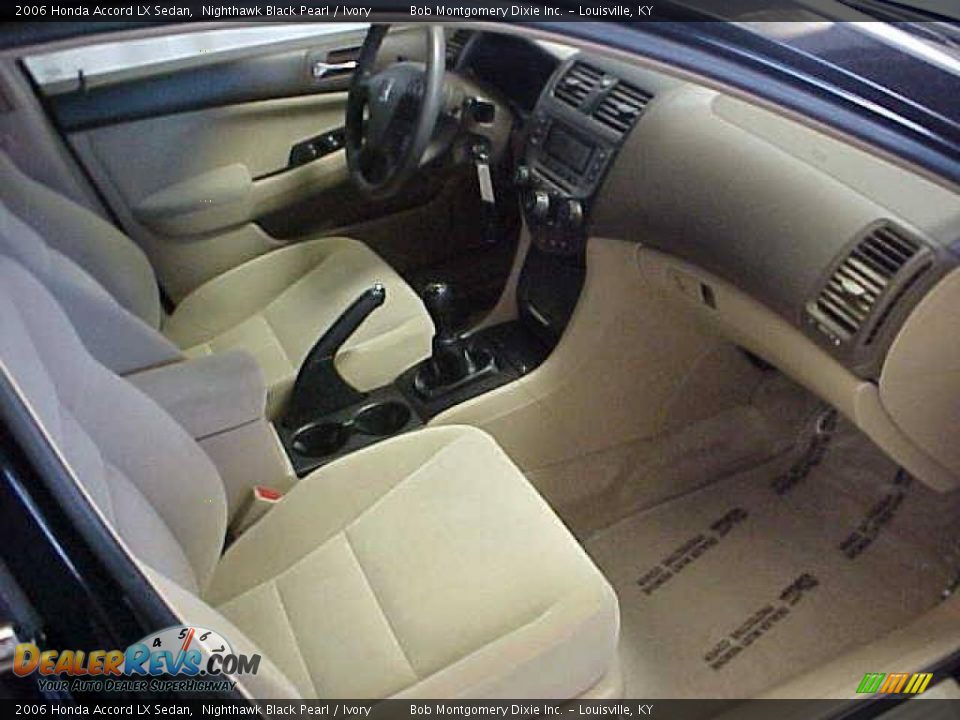 2006 Honda Accord LX Sedan Nighthawk Black Pearl / Ivory Photo #7