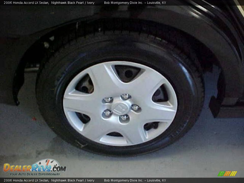2006 Honda Accord LX Sedan Nighthawk Black Pearl / Ivory Photo #9