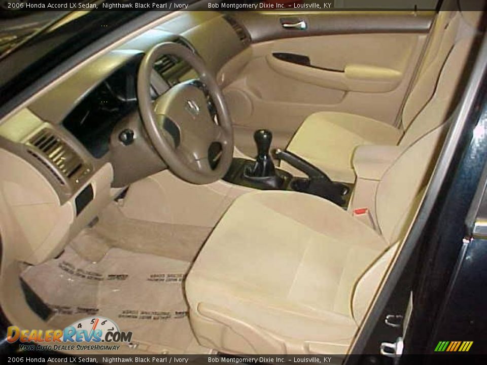 2006 Honda Accord LX Sedan Nighthawk Black Pearl / Ivory Photo #15