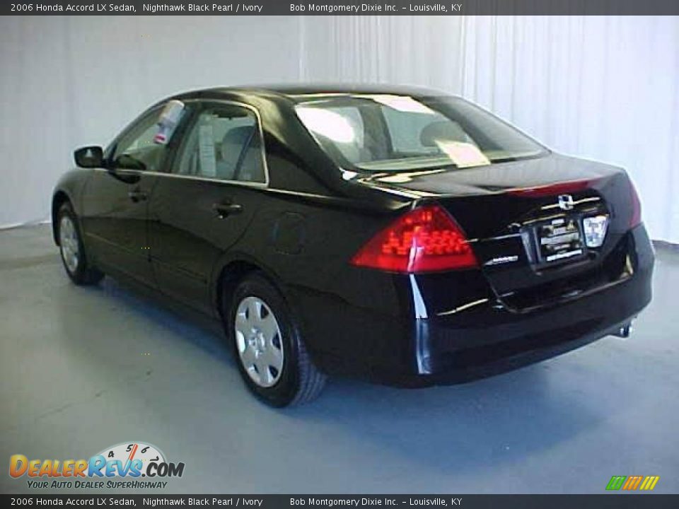 2006 Honda Accord LX Sedan Nighthawk Black Pearl / Ivory Photo #21