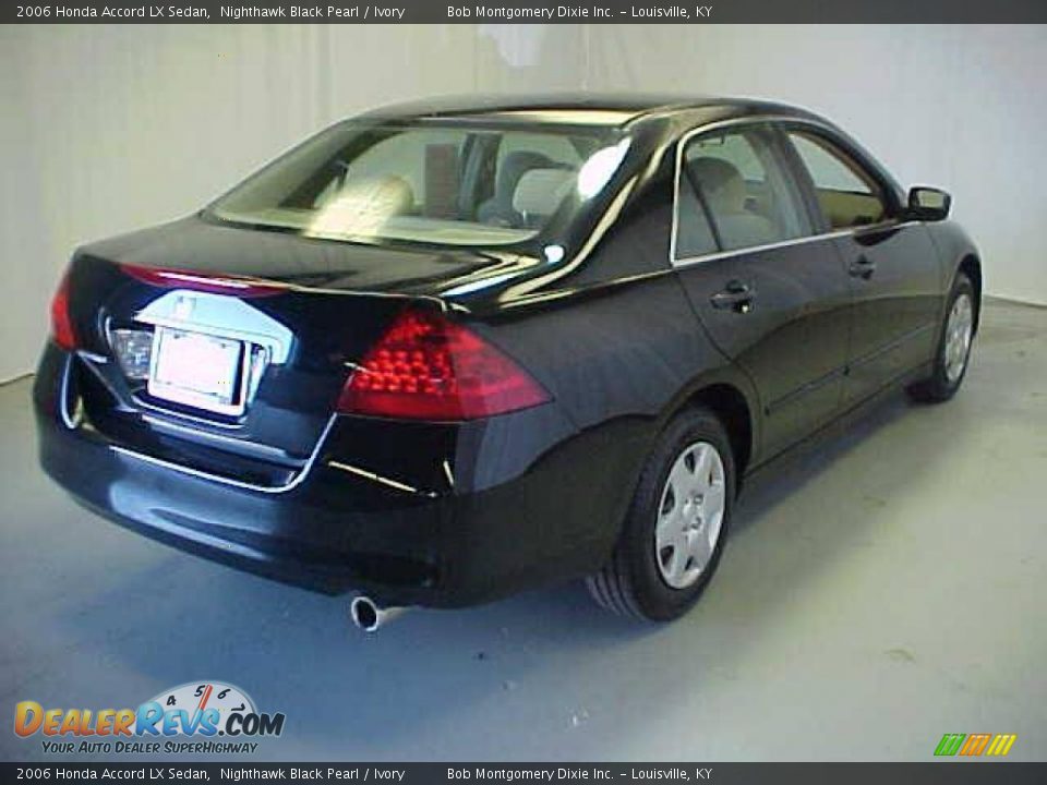 2006 Honda Accord LX Sedan Nighthawk Black Pearl / Ivory Photo #22