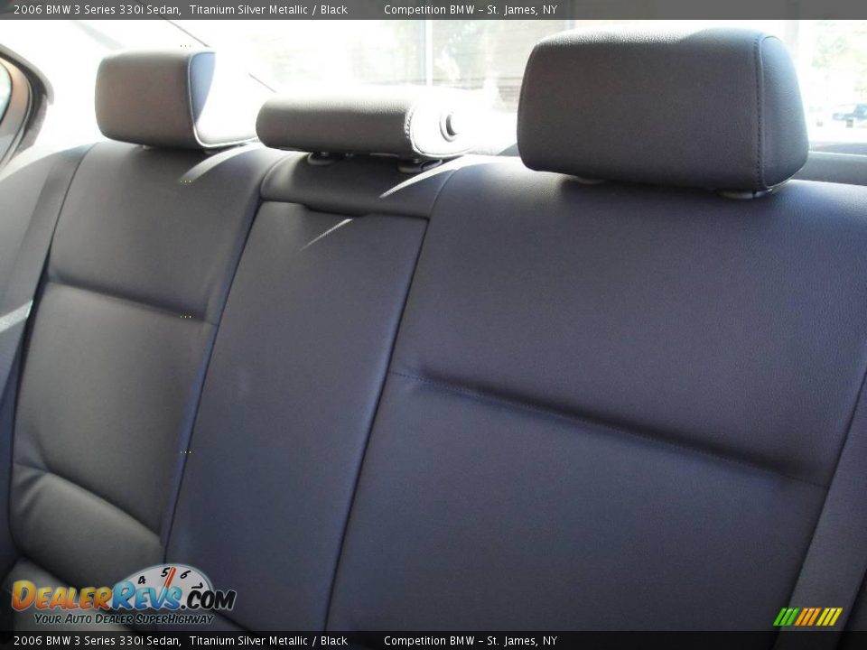 2006 BMW 3 Series 330i Sedan Titanium Silver Metallic / Black Photo #12