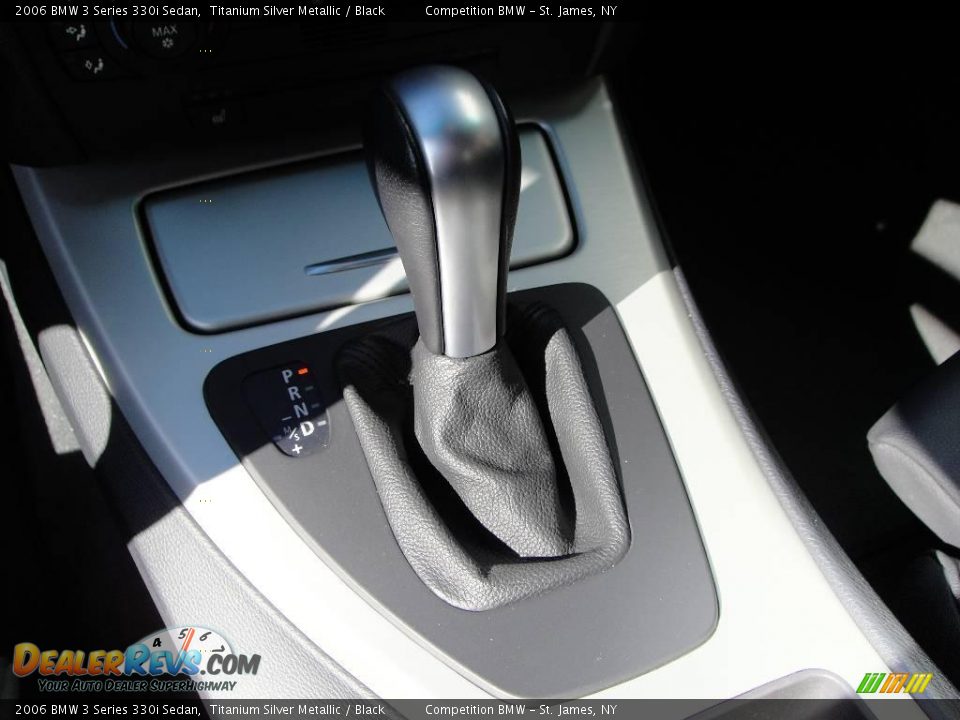 2006 BMW 3 Series 330i Sedan Titanium Silver Metallic / Black Photo #14