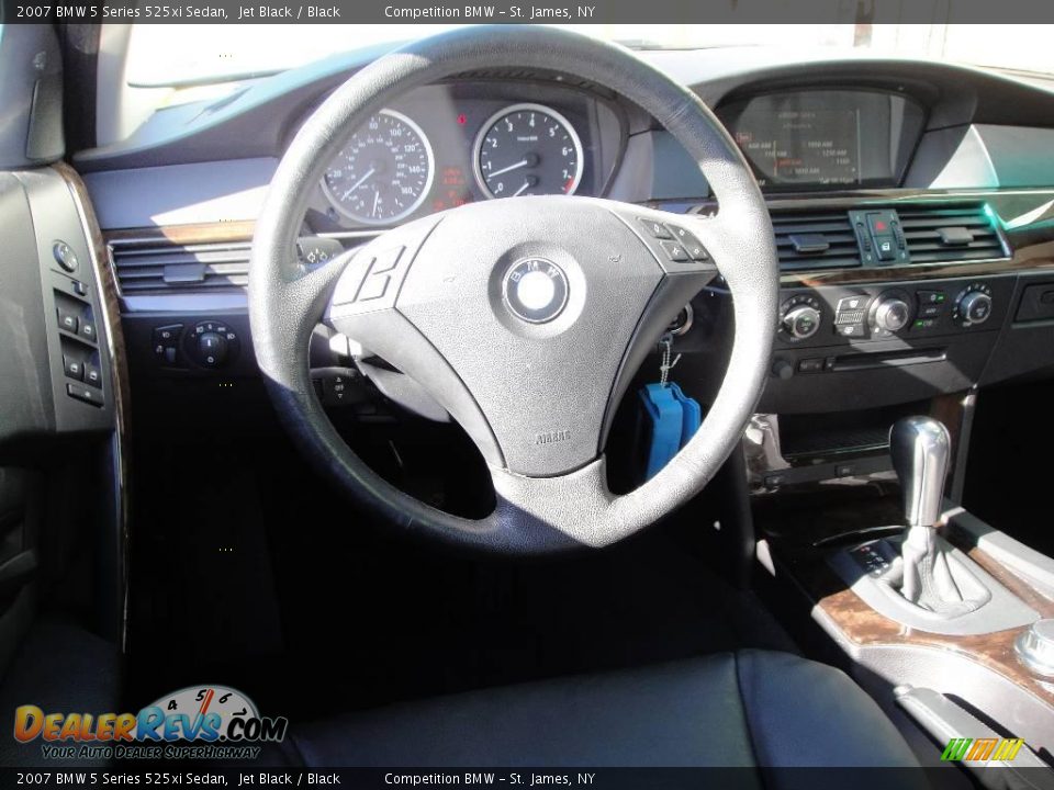 2007 BMW 5 Series 525xi Sedan Jet Black / Black Photo #11