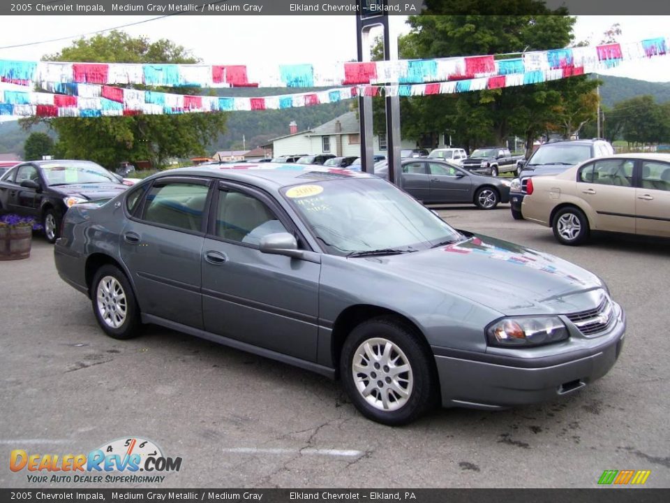 2005 Chevrolet Impala Medium Gray Metallic / Medium Gray Photo #3