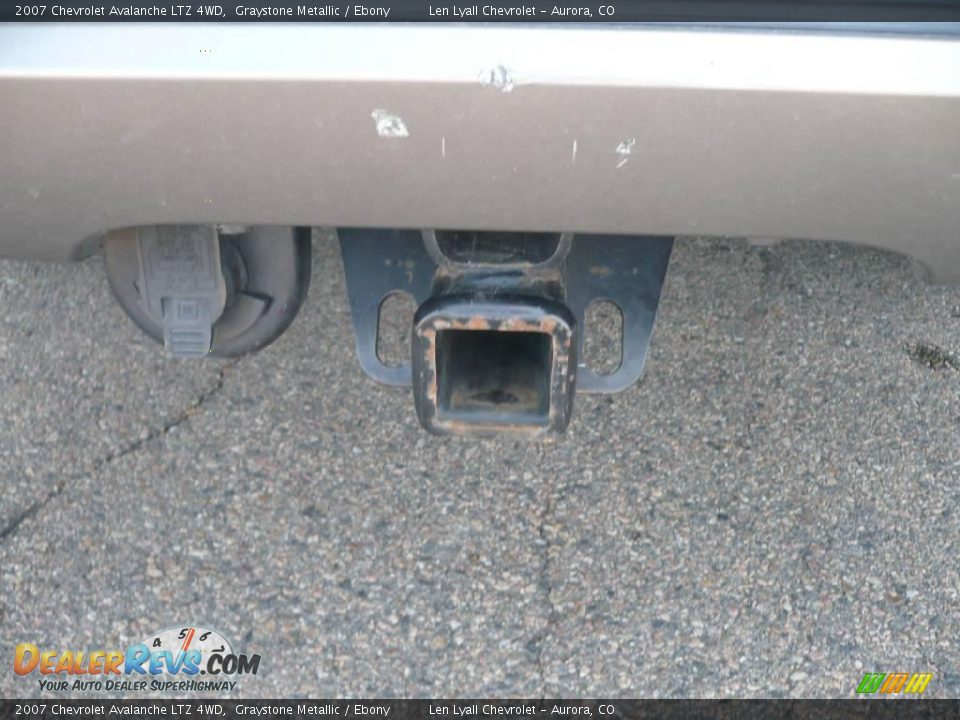 2007 Chevrolet Avalanche LTZ 4WD Graystone Metallic / Ebony Photo #13