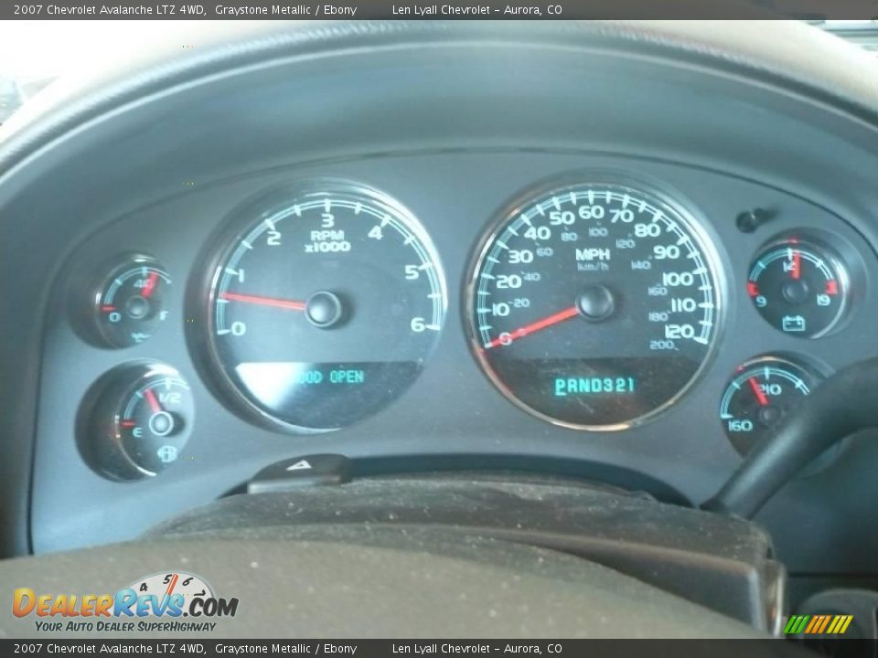 2007 Chevrolet Avalanche LTZ 4WD Graystone Metallic / Ebony Photo #19