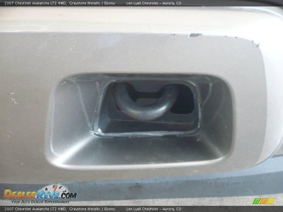 2007 Chevrolet Avalanche LTZ 4WD Graystone Metallic / Ebony Photo #23