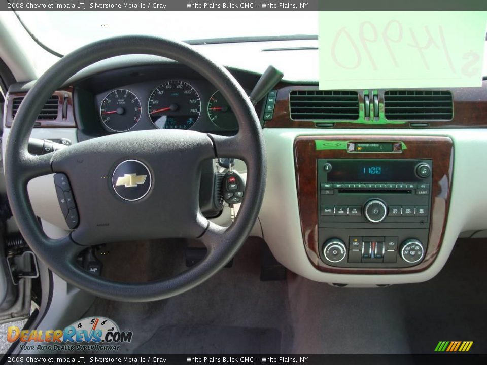 2008 Chevrolet Impala LT Silverstone Metallic / Gray Photo #18