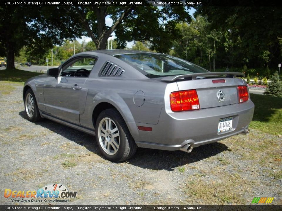 2006 Ford Mustang GT Premium Coupe Tungsten Grey Metallic / Light Graphite Photo #4