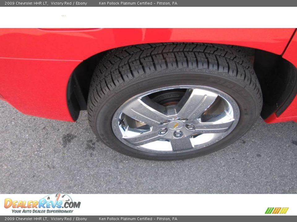 2009 Chevrolet HHR LT Victory Red / Ebony Photo #11