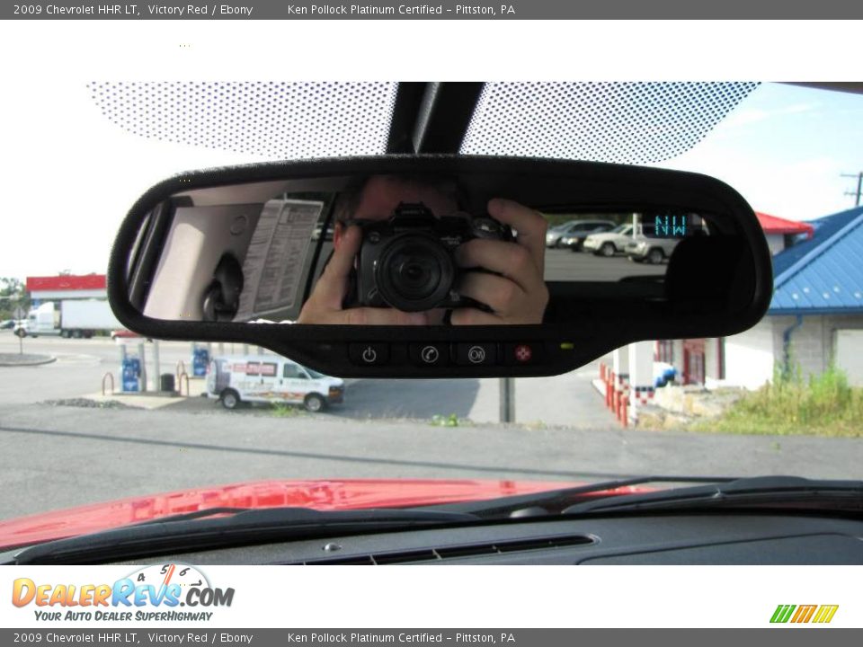 2009 Chevrolet HHR LT Victory Red / Ebony Photo #19