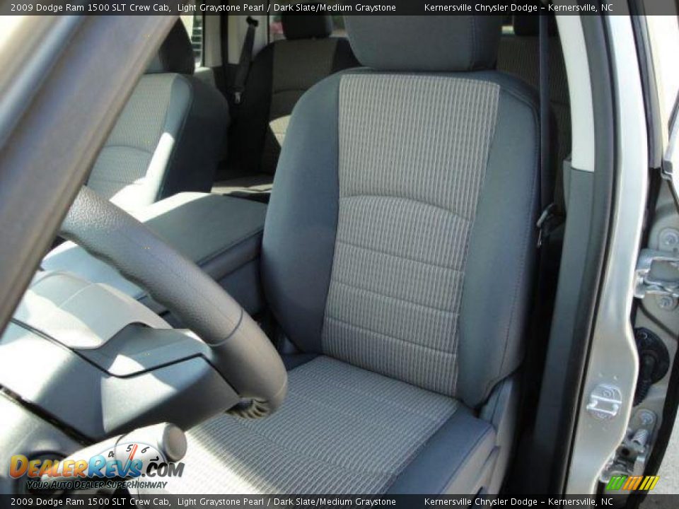 2009 Dodge Ram 1500 SLT Crew Cab Light Graystone Pearl / Dark Slate/Medium Graystone Photo #6