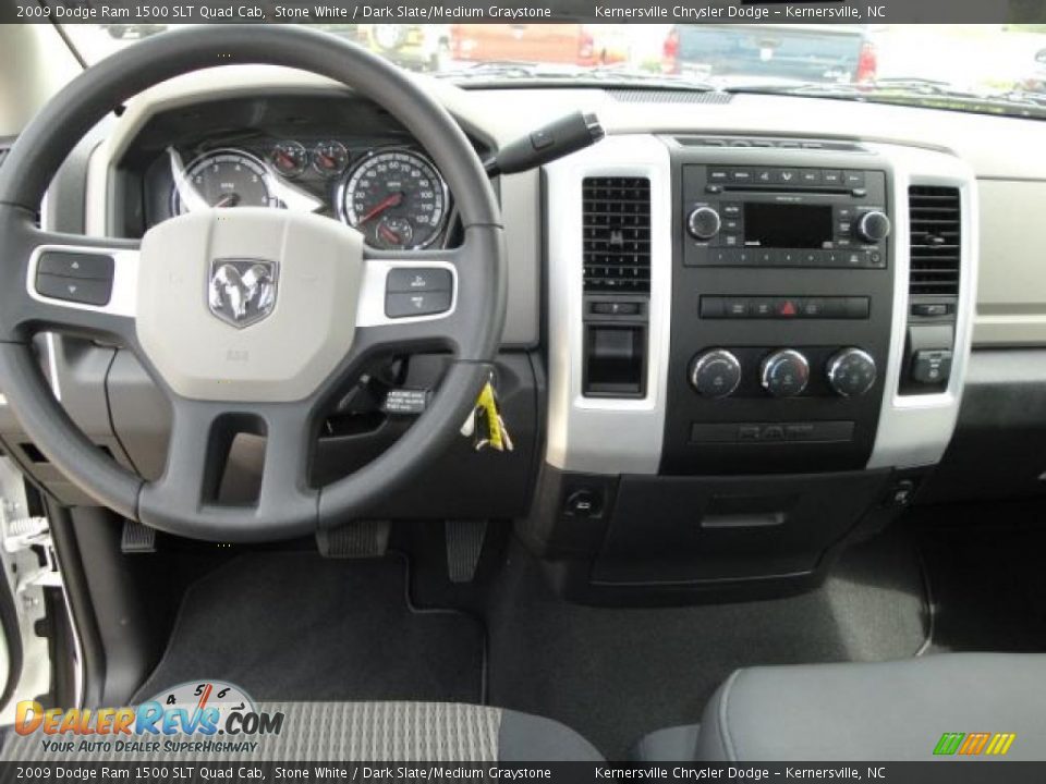 2009 Dodge Ram 1500 SLT Quad Cab Stone White / Dark Slate/Medium Graystone Photo #12