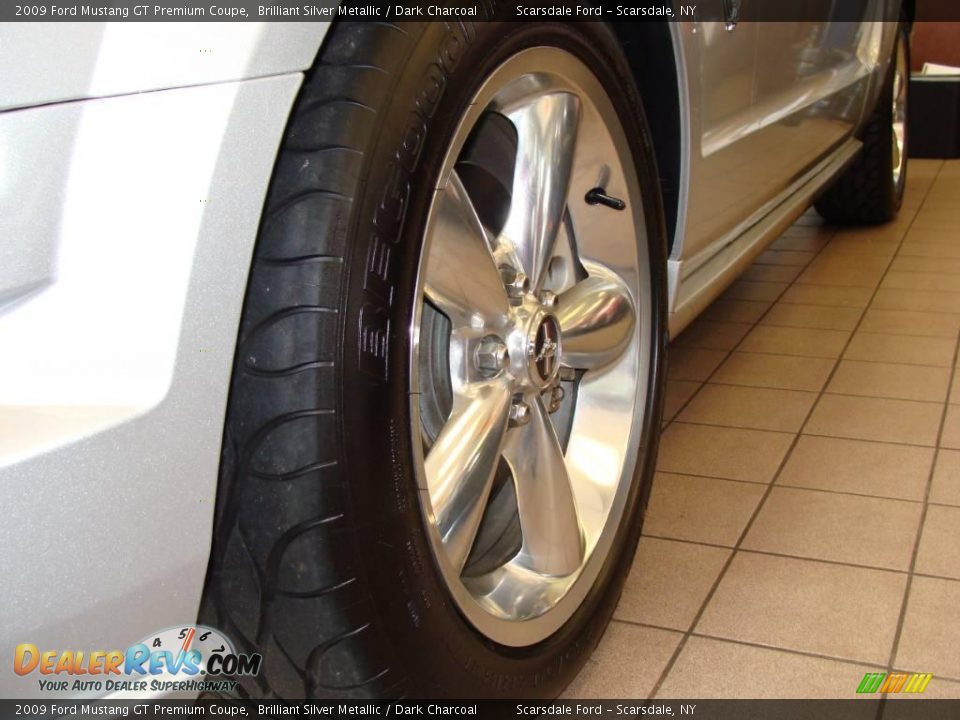 2009 Ford Mustang GT Premium Coupe Brilliant Silver Metallic / Dark Charcoal Photo #9