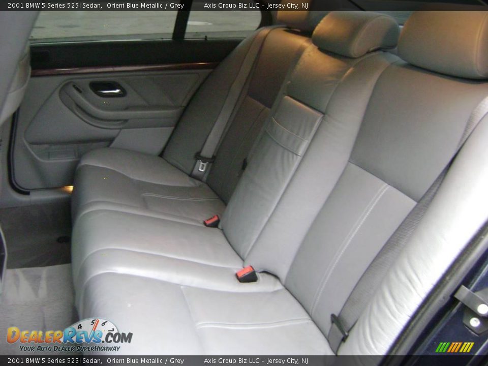 2001 BMW 5 Series 525i Sedan Orient Blue Metallic / Grey Photo #13