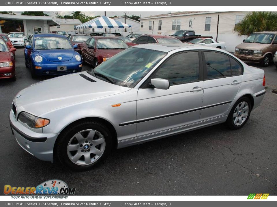 2003 BMW 3 Series 325i Sedan Titanium Silver Metallic / Grey Photo #4