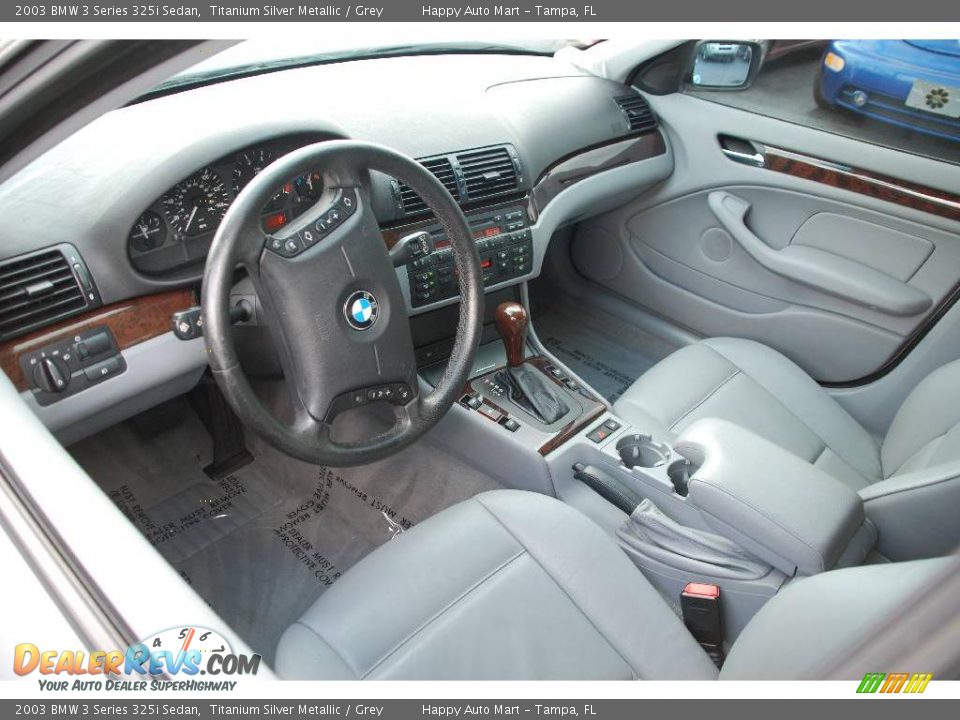 2003 BMW 3 Series 325i Sedan Titanium Silver Metallic / Grey Photo #27