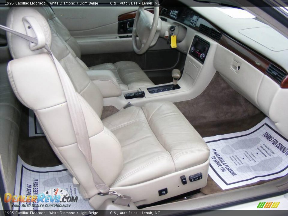 1995 Cadillac Eldorado White Diamond / Light Beige Photo #8