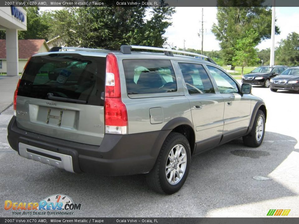 2007 Volvo XC70 AWD Willow Green Metallic / Taupe Photo #3