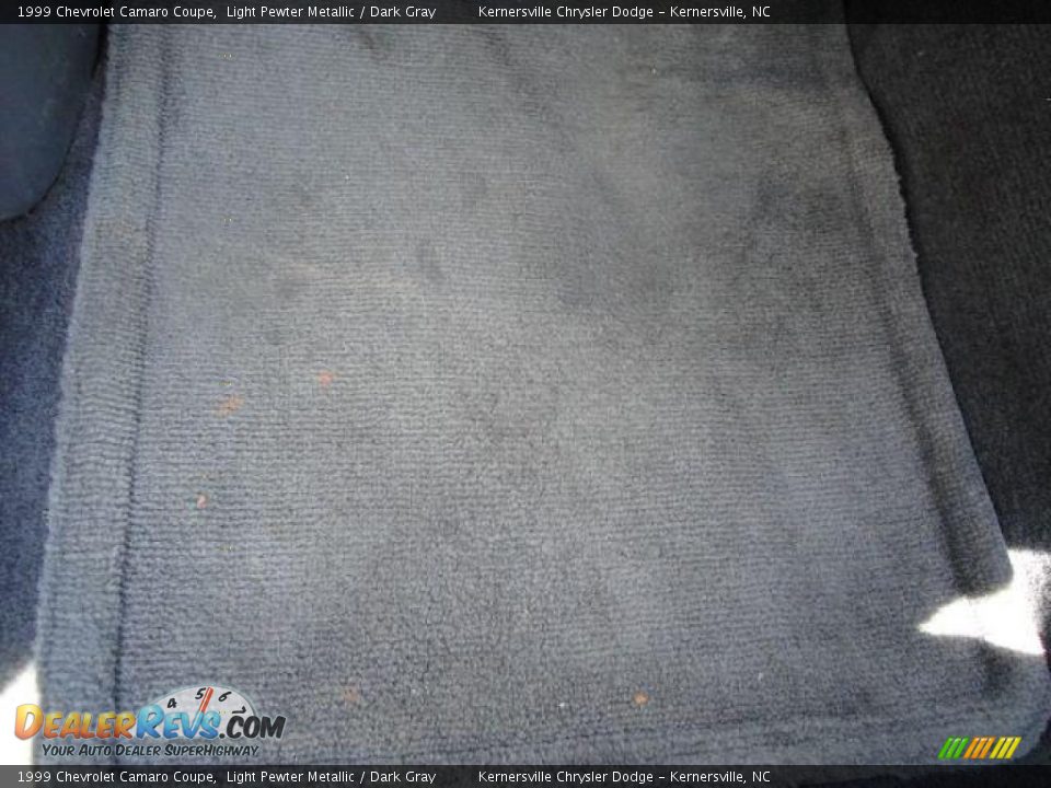 1999 Chevrolet Camaro Coupe Light Pewter Metallic / Dark Gray Photo #16