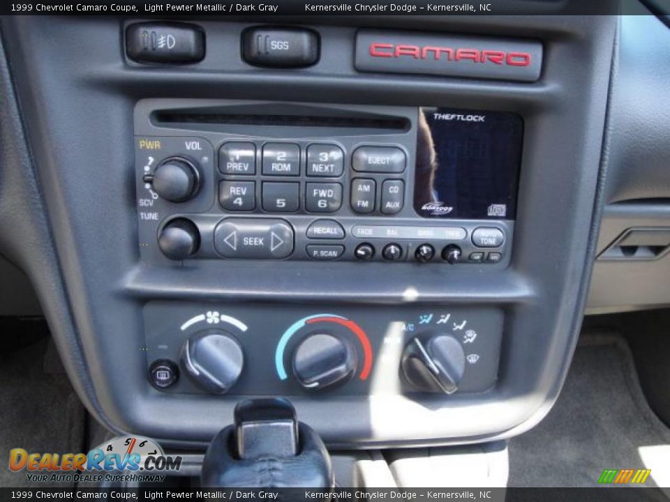 1999 Chevrolet Camaro Coupe Light Pewter Metallic / Dark Gray Photo #23