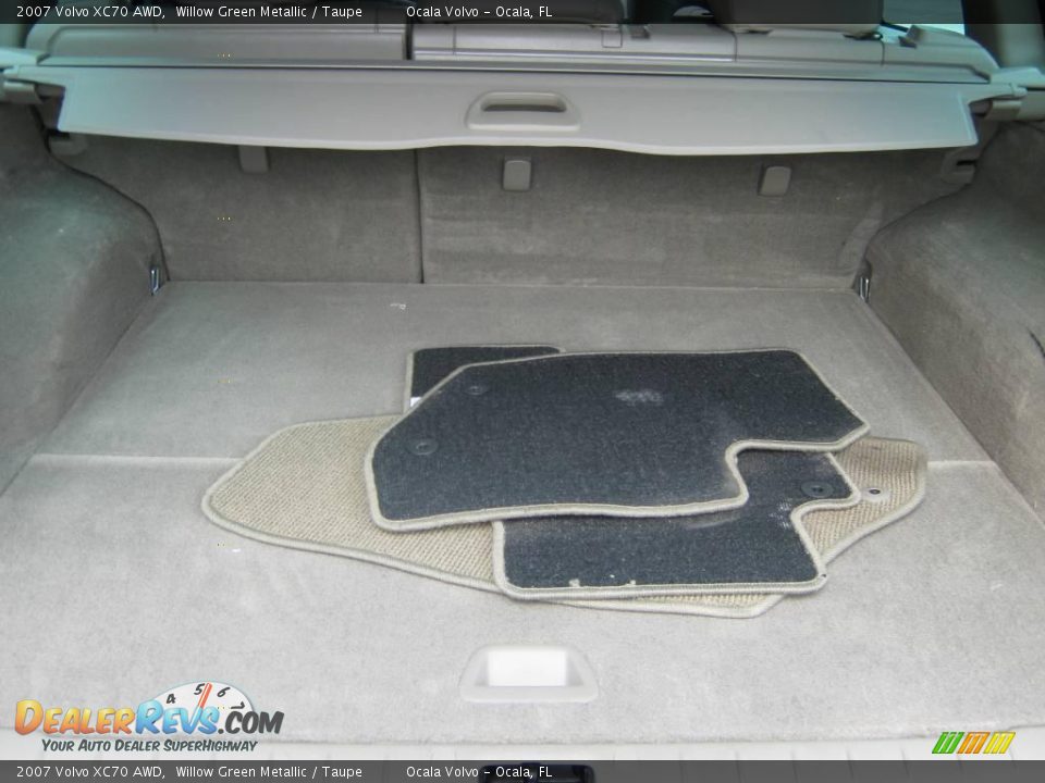 2007 Volvo XC70 AWD Willow Green Metallic / Taupe Photo #26