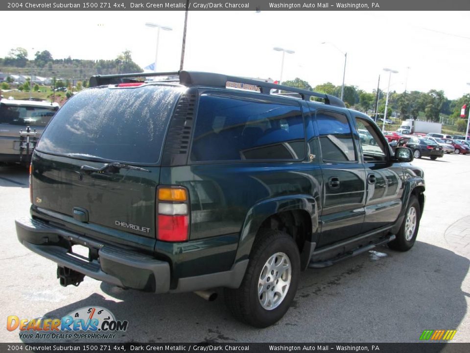 2004 Chevrolet Suburban 1500 Z71 4x4 Dark Green Metallic / Gray/Dark Charcoal Photo #6