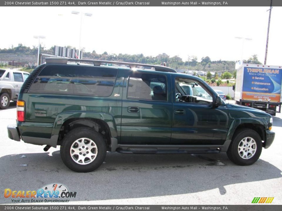 2004 Chevrolet Suburban 1500 Z71 4x4 Dark Green Metallic / Gray/Dark Charcoal Photo #7