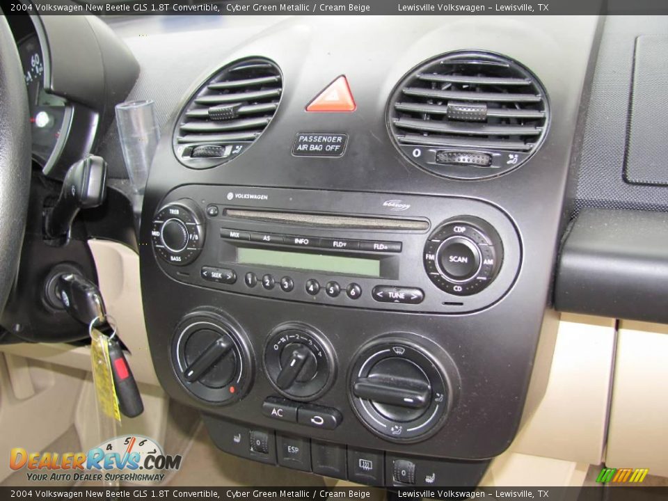 2004 Volkswagen New Beetle GLS 1.8T Convertible Cyber Green Metallic / Cream Beige Photo #16