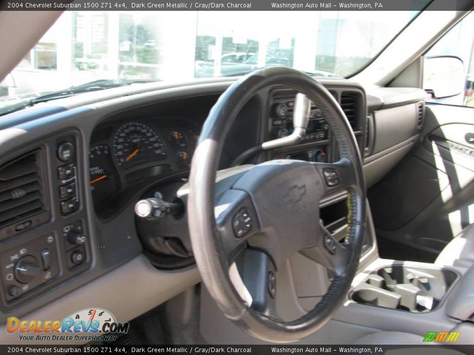 2004 Chevrolet Suburban 1500 Z71 4x4 Dark Green Metallic / Gray/Dark Charcoal Photo #16