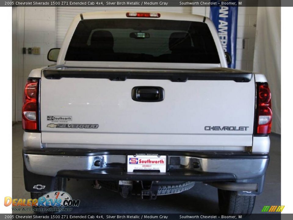 2005 Chevrolet Silverado 1500 Z71 Extended Cab 4x4 Silver Birch Metallic / Medium Gray Photo #3