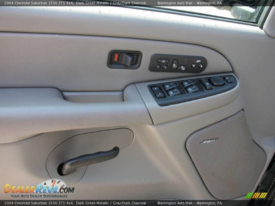 2004 Chevrolet Suburban 1500 Z71 4x4 Dark Green Metallic / Gray/Dark Charcoal Photo #17