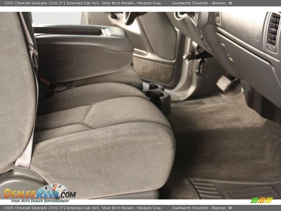2005 Chevrolet Silverado 1500 Z71 Extended Cab 4x4 Silver Birch Metallic / Medium Gray Photo #4