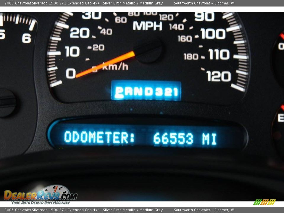 2005 Chevrolet Silverado 1500 Z71 Extended Cab 4x4 Silver Birch Metallic / Medium Gray Photo #7