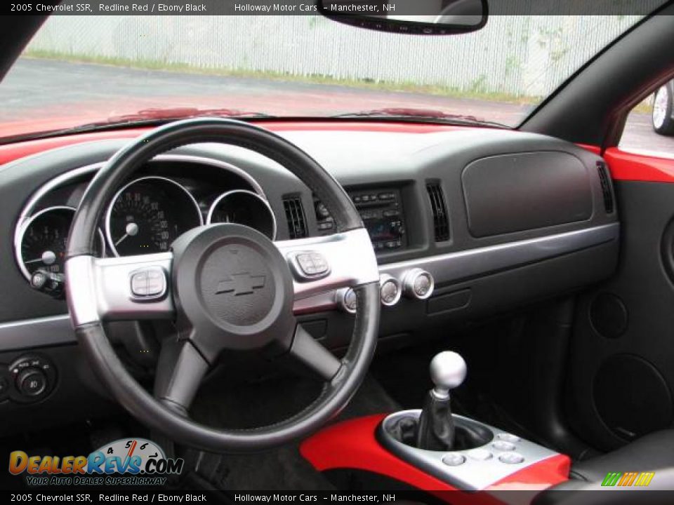 2005 Chevrolet SSR Redline Red / Ebony Black Photo #3