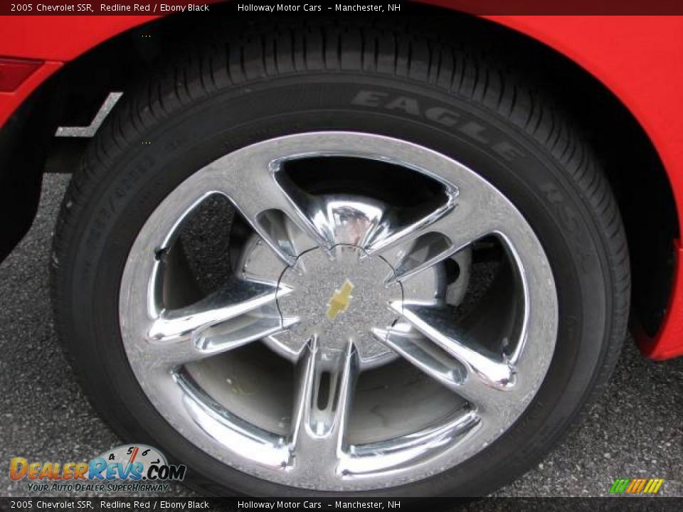 2005 Chevrolet SSR Redline Red / Ebony Black Photo #7