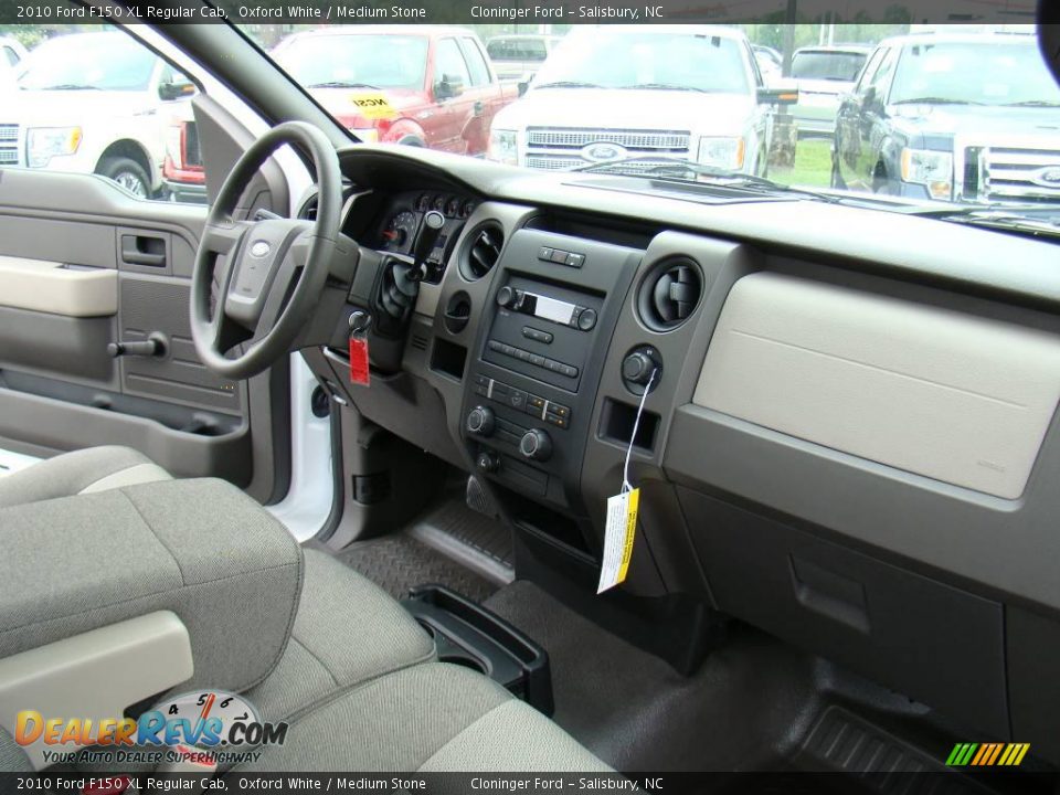 2010 Ford F150 XL Regular Cab Oxford White / Medium Stone Photo #11